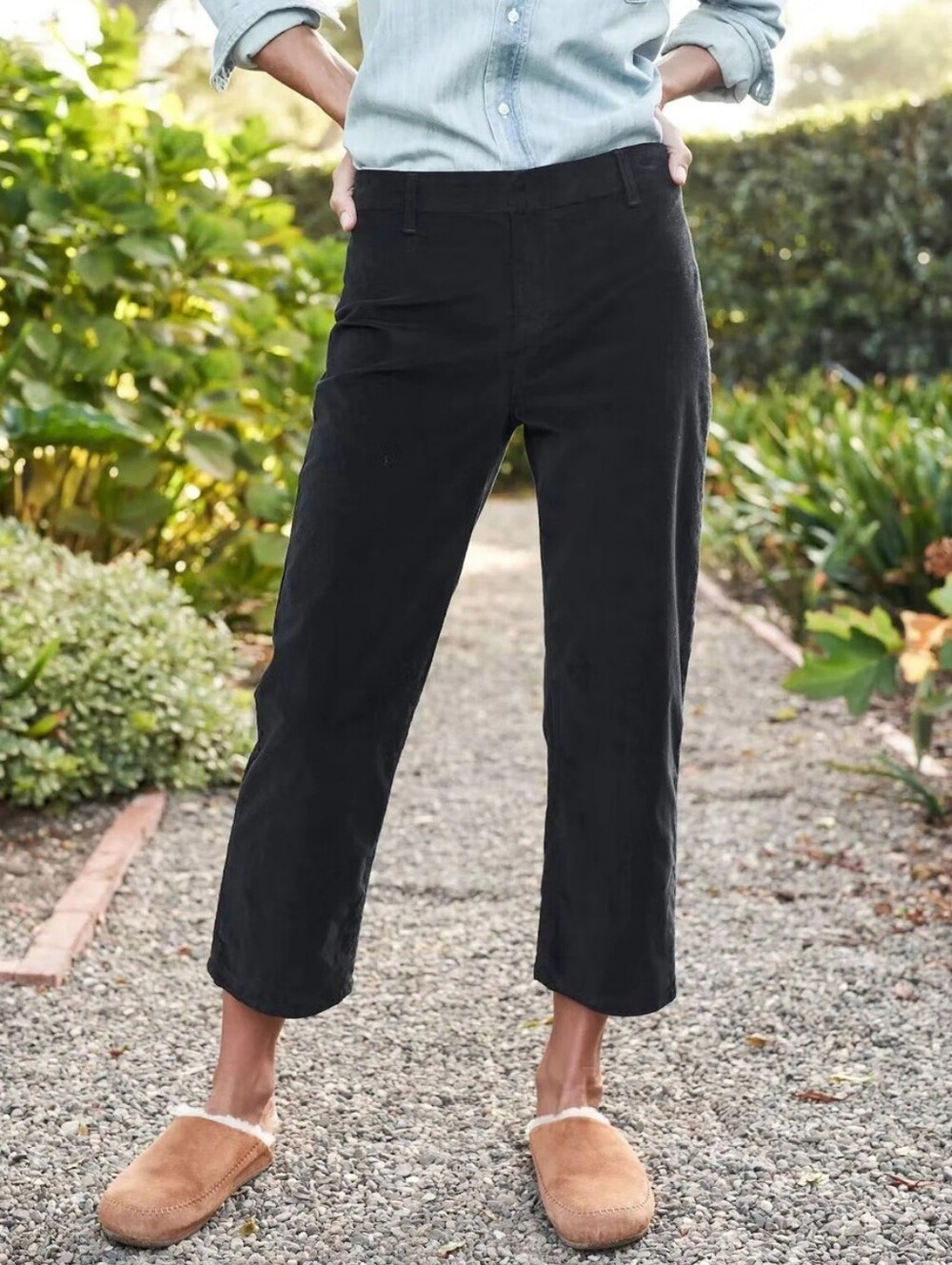 Frank & Eileen Kinsale Micro Cord Pant Black 6